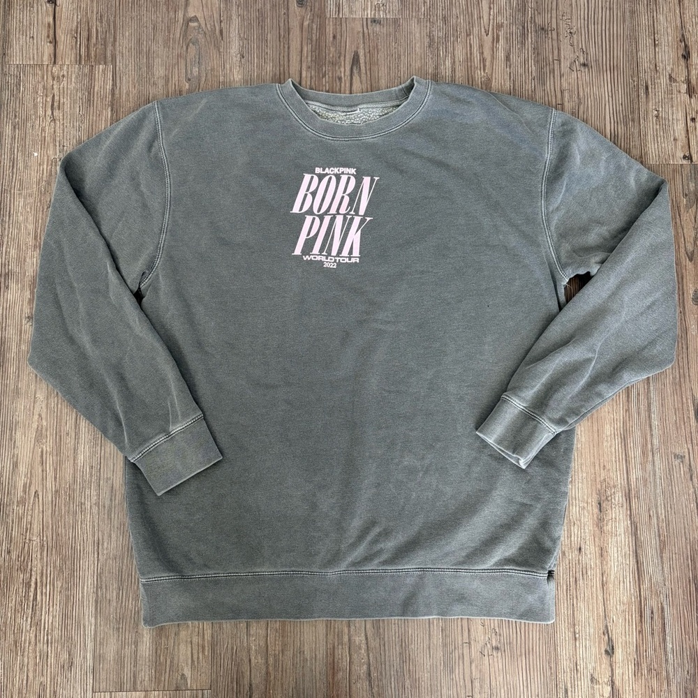 BLACKPINK 2022 BORN PINK WORLD TOUR GREY GRAPHIC CREWNECK SWEATSHIRT SIZE XL